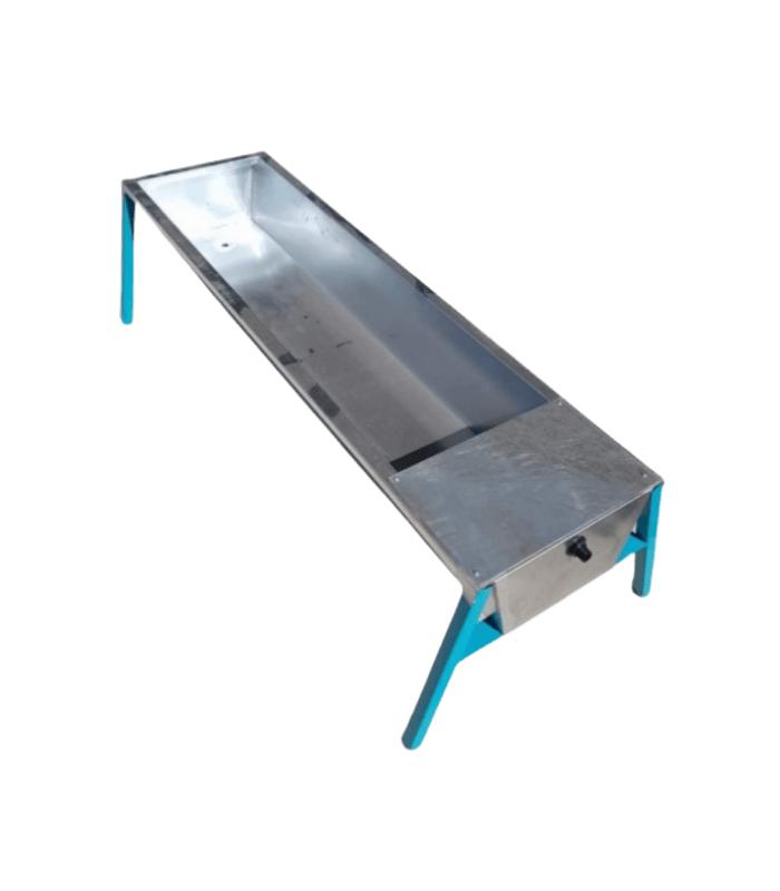 Korytowe poidło dla owiec