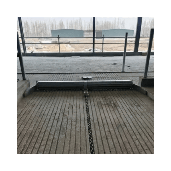 Zgarniacz obornika dla bydła – automatyczny system czyszczenia obory (model XM-S01)